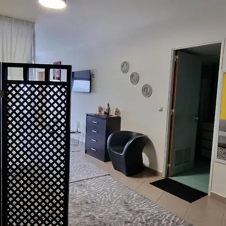 Marina View Apartment